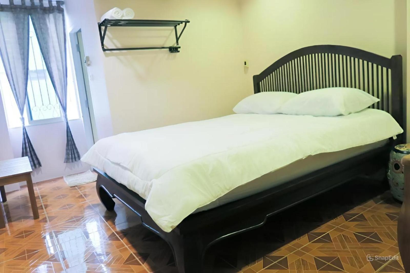 The Grand Palace Hostel Бангкок Экстерьер фото